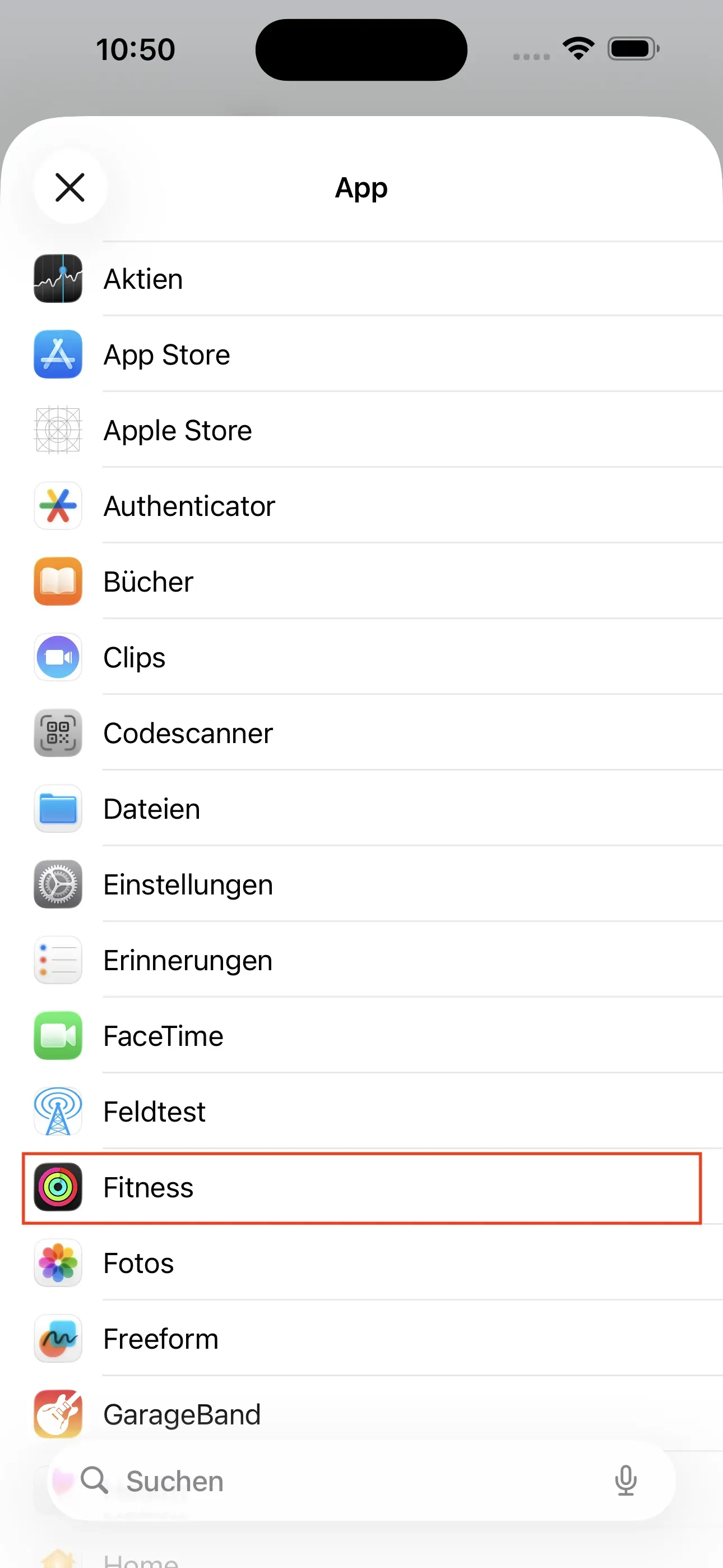 Die Fitness App wird in der Suchleiste ausgewählt.