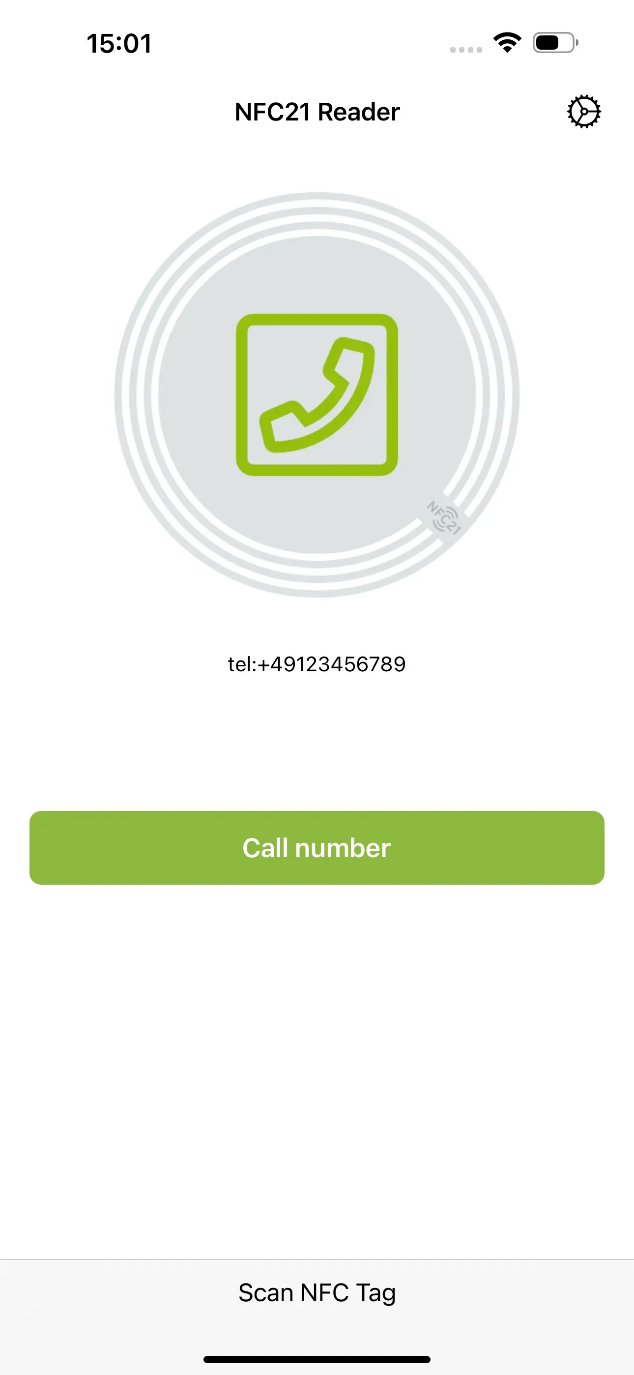 When scanning the NFC tag with the NFC21 Reader app, the telephone number stored on it appears. This number can be called directly using the ‘Call number’ button below.